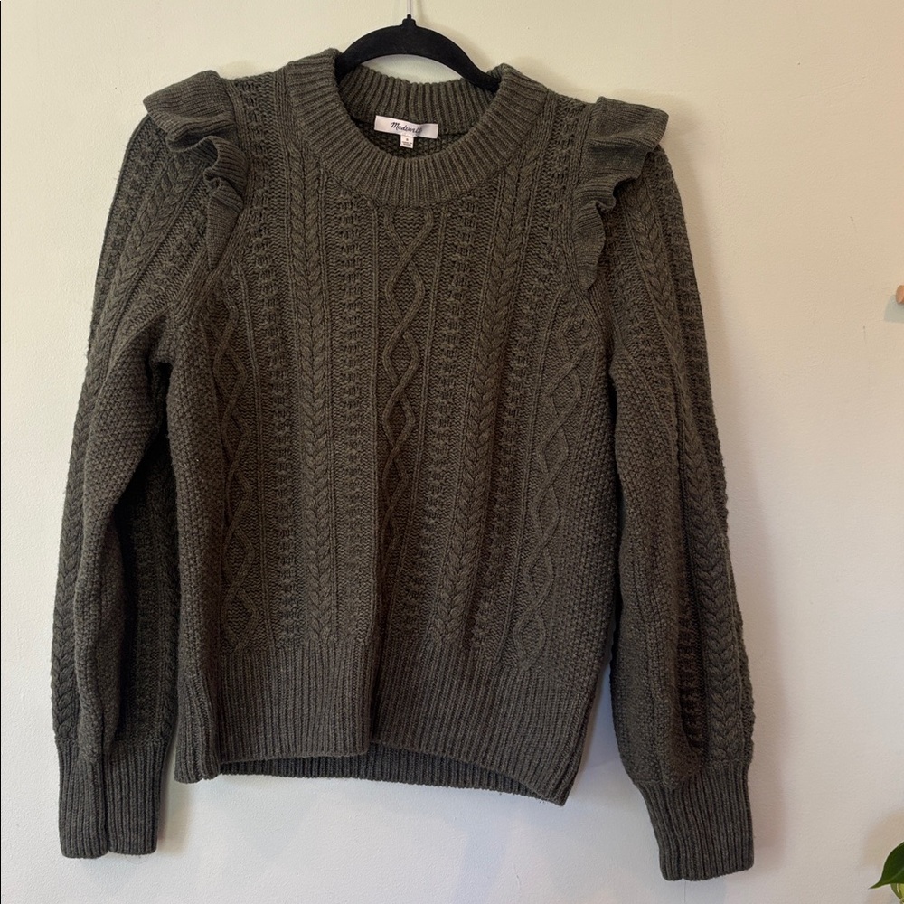 Madewell Olive Knit Sweater size small chunky knit